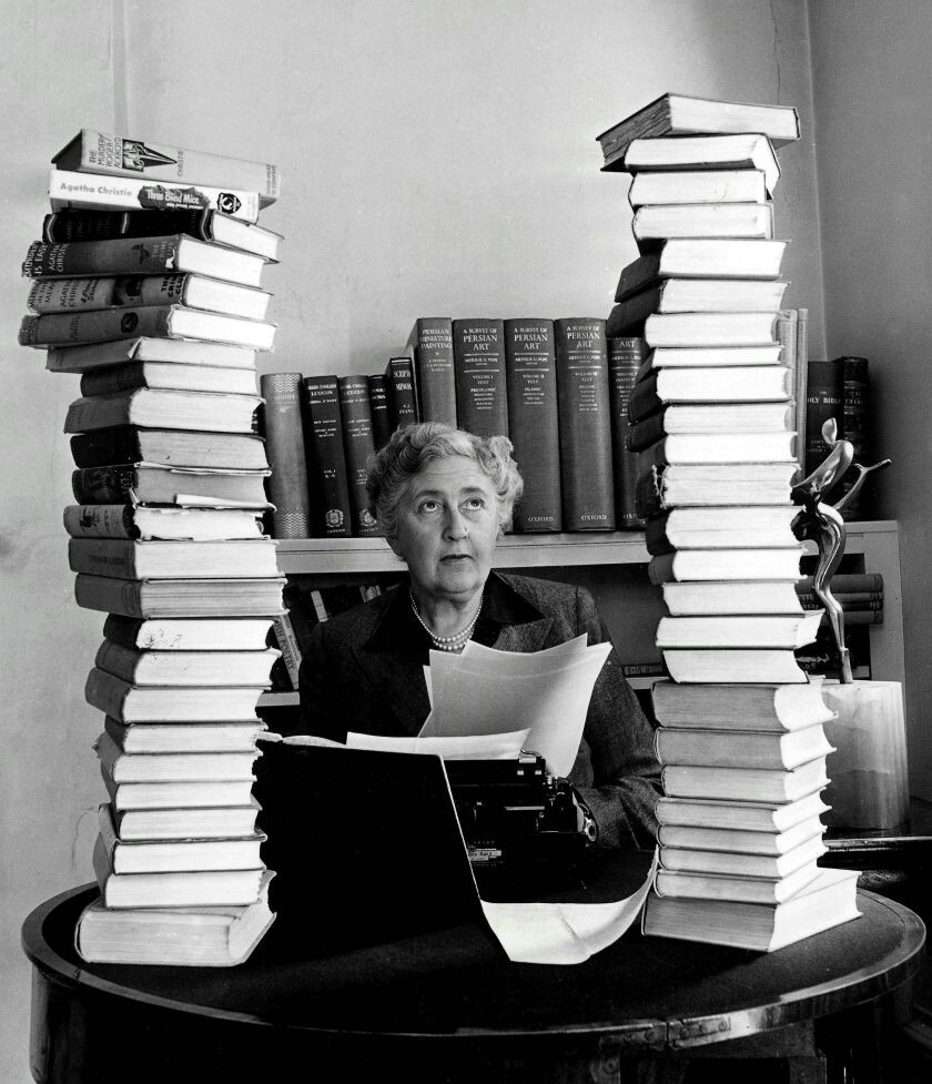 La célebre escritora Agatha Christie