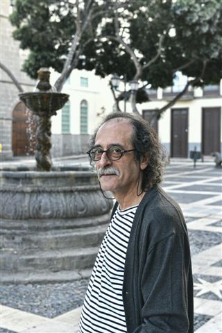 Carlos Álvarez