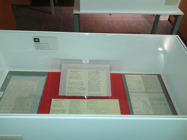 Carta manuscrita de su padre, Juan Millares Carlo, a Fernando  González. (1940, dic. 8, Las Palmas).La carta incluye 4 poemas autógrafos de su hijo Agustín Millares Sall.