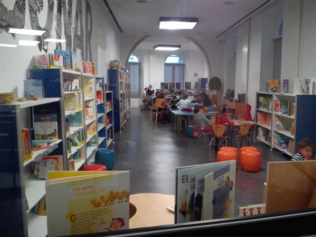 Sala infantil-pequeteca de la Biblioteca Insular